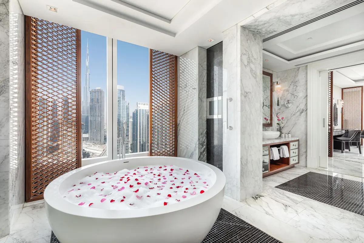 سرویس بهداشتی و حمام